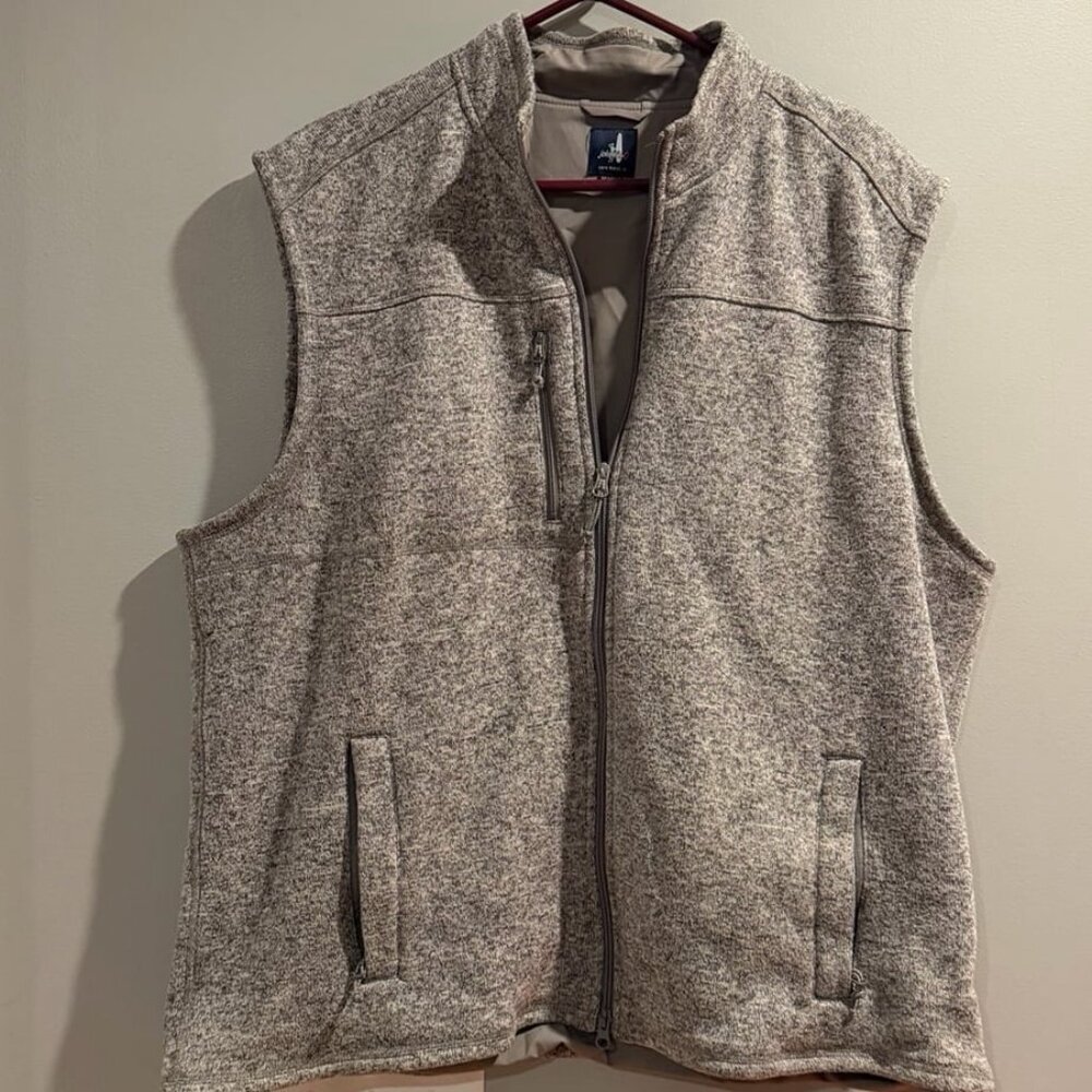 Johnnie-O heathered gray vest. Men’s XXL